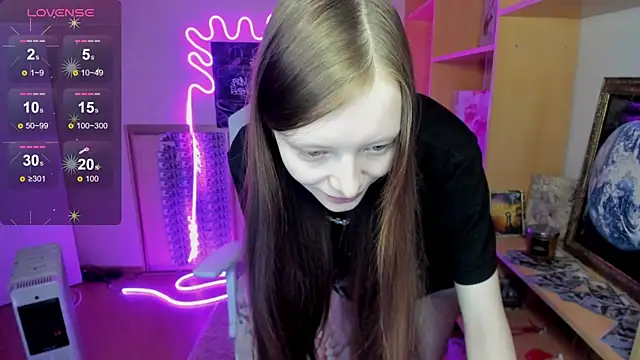 Snapshot of AliceHaris chatting on November 23, 2025, 3:16 am AliceHaris online show from November 23, 2025, 3:16 am