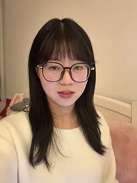 Ella-A9 online show from January 18, 2026, 4:21 pm