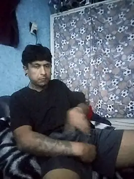 Snapshot of negromaussm chatting on December 14, 2025, 11:05 am negromaussm online show from December 14, 2025, 11:05 am