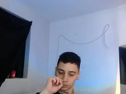 Snapshot of xalejo_max chatting on November 12, 2025, 7:18 pm xalejo max online show from November 12, 2025, 7:18 pm