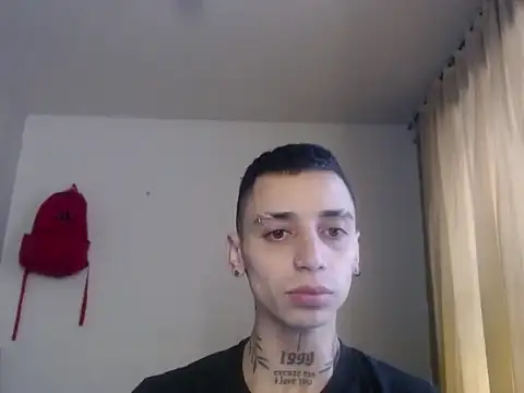 Snapshot of xalejo_max chatting on October 14, 2025, 3:01 pm xalejo max online show from October 14, 2025, 3:01 pm