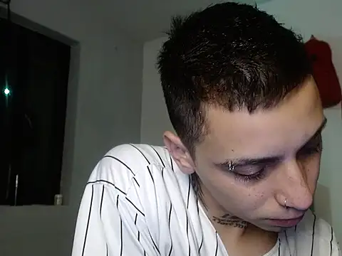 Snapshot of xalejo_max chatting on October 19, 2025, 11:07 pm xalejo max online show from October 19, 2025, 11:07 pm