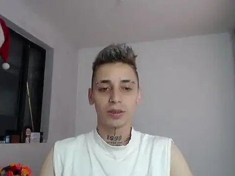 Snapshot of xalejo_max chatting on January 11, 2026, 5:20 pm xalejo max online show from January 11, 2026, 5:20 pm