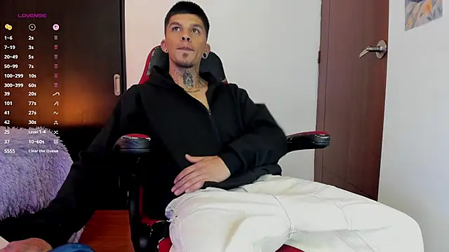 Snapshot of Savajelust chatting on October 8, 2025, 10:50 am Savajelust online show from October 8, 2025, 10:50 am