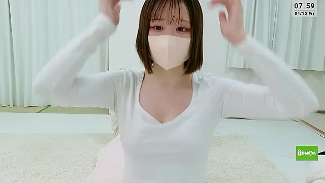 Snapshot of -nene-chan chatting on April 9, 2026, 11:00 pm -nene-chan online show from April 9, 2026, 11:00 pm