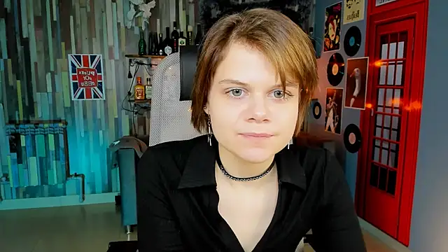 Snapshot of EllieMurler chatting on December 14, 2025, 1:28 pm EllieMurler online show from December 14, 2025, 1:28 pm