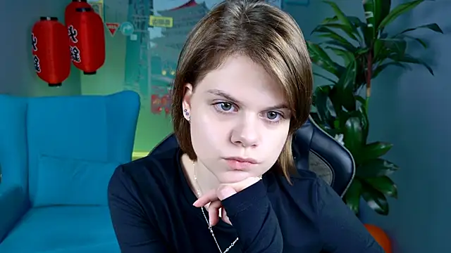 Snapshot of EllieMurler chatting on November 21, 2025, 9:08 am EllieMurler online show from November 21, 2025, 9:08 am