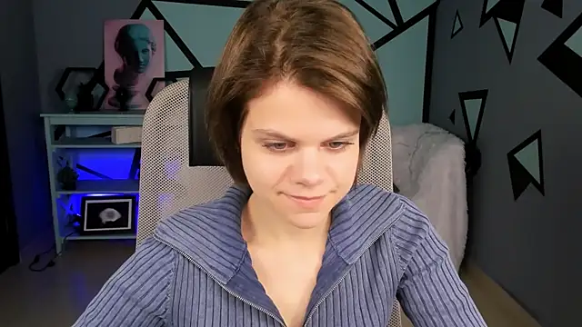 Snapshot of EllieMurler chatting on October 15, 2025, 8:44 am EllieMurler online show from October 15, 2025, 8:44 am