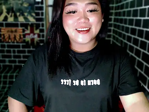 Snapshot of luluakovi_69 chatting on November 18, 2025, 6:22 pm luluakovi 69 online show from November 18, 2025, 6:22 pm