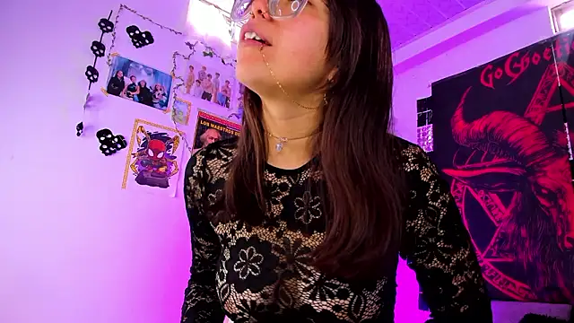 UchikyDoll online show from February 17, 2026, 3:09 pm