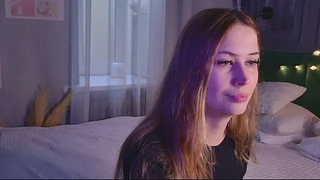 Snapshot of Sofii_Ly chatting on November 7, 2025, 6:07 am Sofii Ly online show from November 7, 2025, 6:07 am