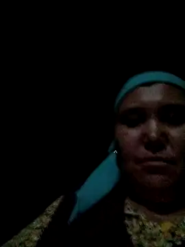 Snapshot of Uzhili chatting on November 2, 2025, 2:22 pm Uzhili online show from November 2, 2025, 2:22 pm