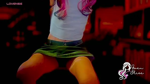 Snapshot of heyyythanks chatting on November 18, 2025, 5:38 pm heyyythanks online show from November 18, 2025, 5:38 pm