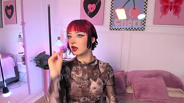 Zoe Lynch  online show from February 18, 2026, 11:39 am