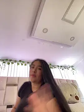 Zoey thompson online show from June 6, 2026, 9:09 pm