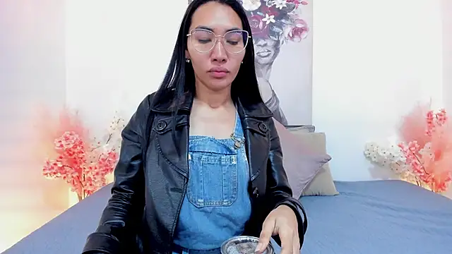 Snapshot of lucyy_liiuu chatting on November 1, 2025, 1:05 pm lucyy liiuu online show from November 1, 2025, 1:05 pm