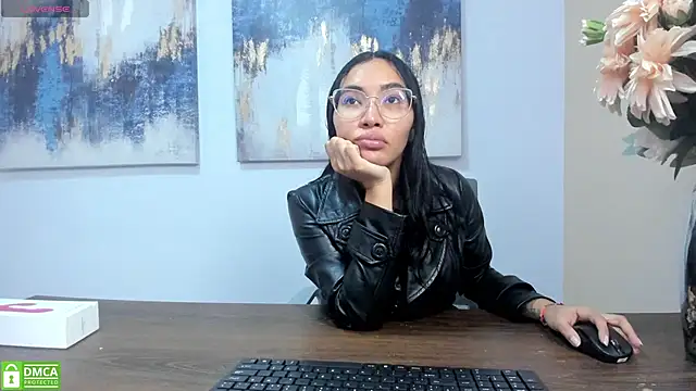 Snapshot of lucyy_liiuu chatting on October 26, 2025, 2:17 pm lucyy liiuu online show from October 26, 2025, 2:17 pm