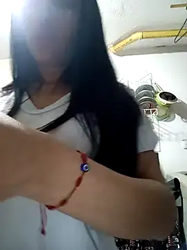 Snapshot of lucyy_liiuu chatting on November 23, 2025, 11:59 pm lucyy liiuu online show from November 23, 2025, 11:59 pm