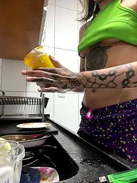 Snapshot of virtualgirlbr chatting on December 3, 2025, 5:23 pm virtualgirlbr online show from December 3, 2025, 5:23 pm