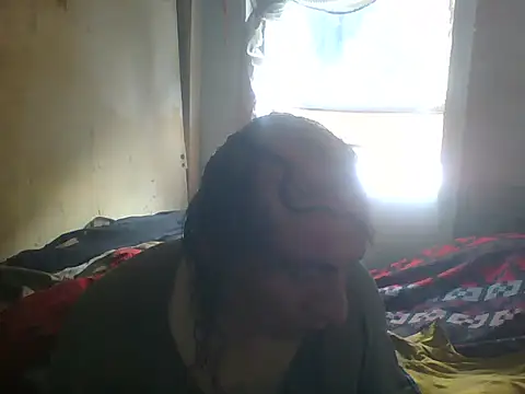 nenade14 online show from September 30, 2025, 8:04 pm