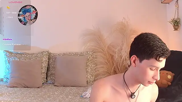 Snapshot of VicenteFerrer chatting on July 16, 2026, 2:03 pm VicenteFerrer online show from July 16, 2026, 2:03 pm