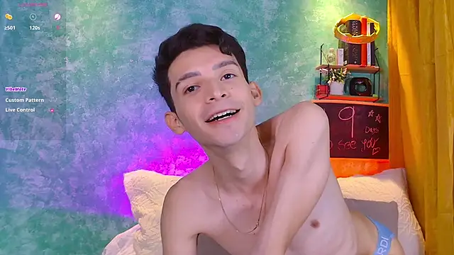 Snapshot of VicenteFerrer chatting on October 15, 2025, 12:31 am VicenteFerrer online show from October 15, 2025, 12:31 am