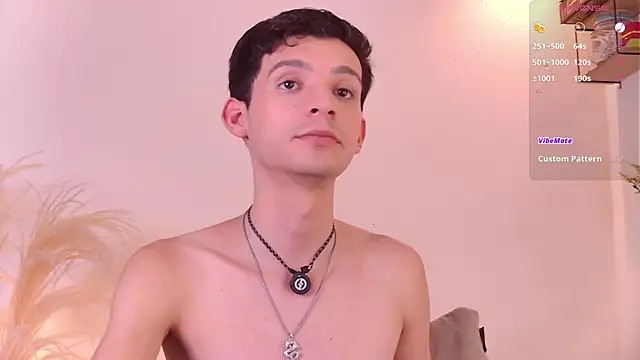 Snapshot of VicenteFerrer chatting on July 28, 2026, 6:20 pm VicenteFerrer online show from July 28, 2026, 6:20 pm