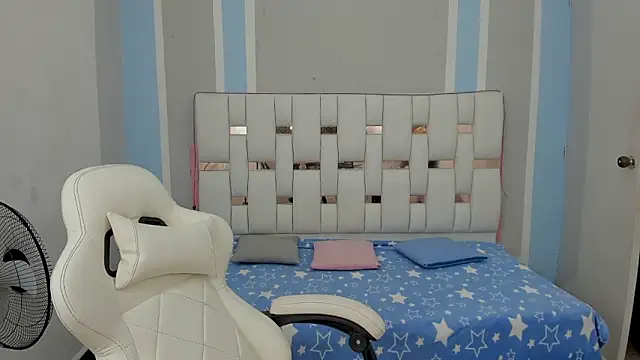 Snapshot of marsmith1 chatting on November 4, 2025, 4:49 am marsmith1 online show from November 4, 2025, 4:49 am