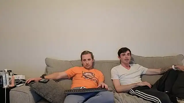 Drakerileyxxx online show from March 28, 2026, 2:01 am