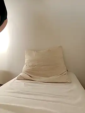 Snapshot of Fformesx chatting on November 8, 2025, 10:30 am Fformesx online show from November 8, 2025, 10:30 am