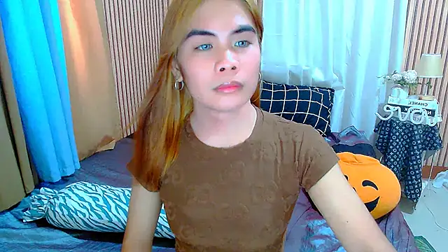 Snapshot of mikhaylahanderson chatting on October 2, 2025, 5:55 am mikhaylahanderson online show from October 2, 2025, 5:55 am