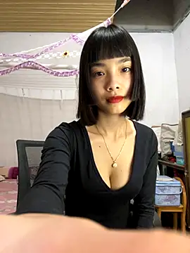 Snapshot of andymi1 chatting on October 21, 2025, 2:55 am andymi1 online show from October 21, 2025, 2:55 am