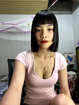 Snapshot of andymi1 chatting on September 9, 2025, 7:29 am andymi1 online show from September 9, 2025, 7:29 am