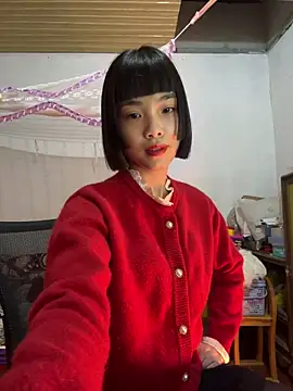 Snapshot of andymi1 chatting on December 14, 2025, 3:35 am andymi1 online show from December 14, 2025, 3:35 am