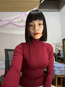 Snapshot of andymi1 chatting on October 27, 2025, 12:17 pm andymi1 online show from October 27, 2025, 12:17 pm