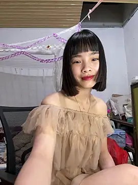 andymi1 online show from May 7, 2026, 2:05 am