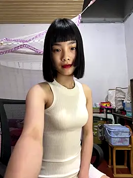 Snapshot of andymi1 chatting on October 19, 2025, 2:36 am andymi1 online show from October 19, 2025, 2:36 am