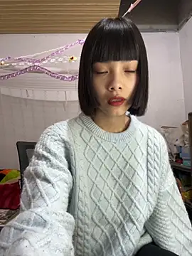 Snapshot of andymi1 chatting on November 16, 2025, 2:38 am andymi1 online show from November 16, 2025, 2:38 am