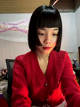 Snapshot of andymi1 chatting on December 15, 2025, 2:50 am andymi1 online show from December 15, 2025, 2:50 am