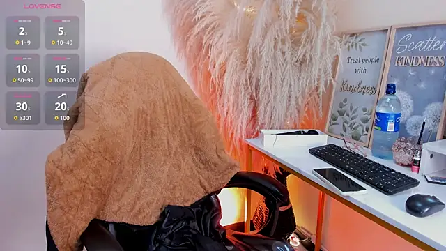 Snapshot of anyjones_ chatting on November 27, 2025, 4:02 am anyjones online show from November 27, 2025, 4:02 am