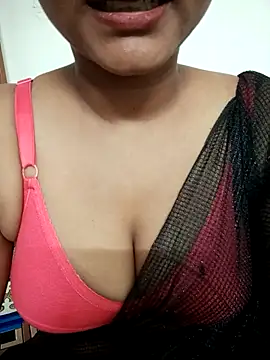Snapshot of RITU_28 chatting on July 24, 2026, 3:19 pm RITU 28 online show from July 24, 2026, 3:19 pm