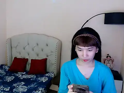 Snapshot of ShantalFoxxy_ chatting on July 24, 2026, 1:23 am ShantalFoxxy online show from July 24, 2026, 1:23 am