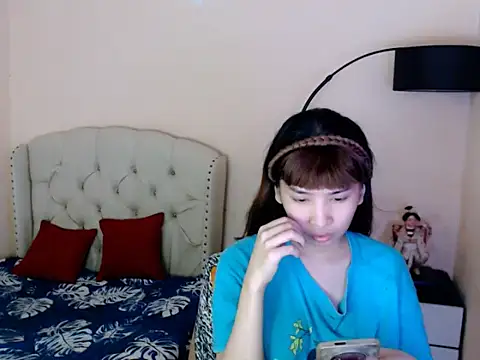 Snapshot of ShantalFoxxy_ chatting on July 5, 2026, 3:22 am ShantalFoxxy online show from July 5, 2026, 3:22 am