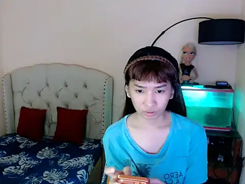 ShantalFoxxy  online show from March 7, 2026, 5:58 am