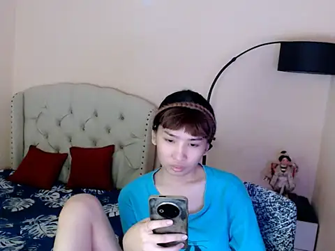 Snapshot of ShantalFoxxy_ chatting on July 5, 2026, 4:19 am ShantalFoxxy online show from July 5, 2026, 4:19 am