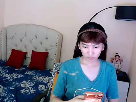 Snapshot of ShantalFoxxy_ chatting on June 11, 2026, 12:32 am ShantalFoxxy online show from June 11, 2026, 12:32 am