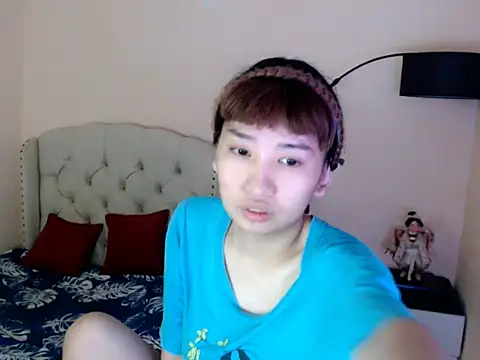 Snapshot of ShantalFoxxy_ chatting on July 6, 2026, 12:17 am ShantalFoxxy online show from July 6, 2026, 12:17 am