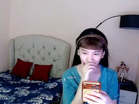 Snapshot of ShantalFoxxy_ chatting on June 21, 2026, 6:52 am ShantalFoxxy online show from June 21, 2026, 6:52 am