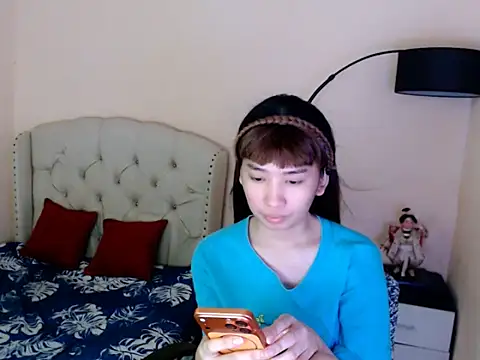 Snapshot of ShantalFoxxy_ chatting on June 19, 2026, 12:38 am ShantalFoxxy online show from June 19, 2026, 12:38 am