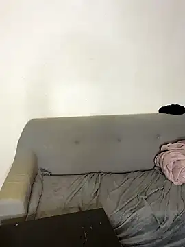 Privatesilvio online show from December 13, 2025, 8:04 pm